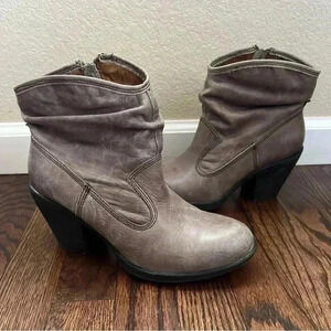 Montana Light Gray Leather Zip Heeled Ankle Cowboy Boots Women Sz 7.5 M 4201509.
